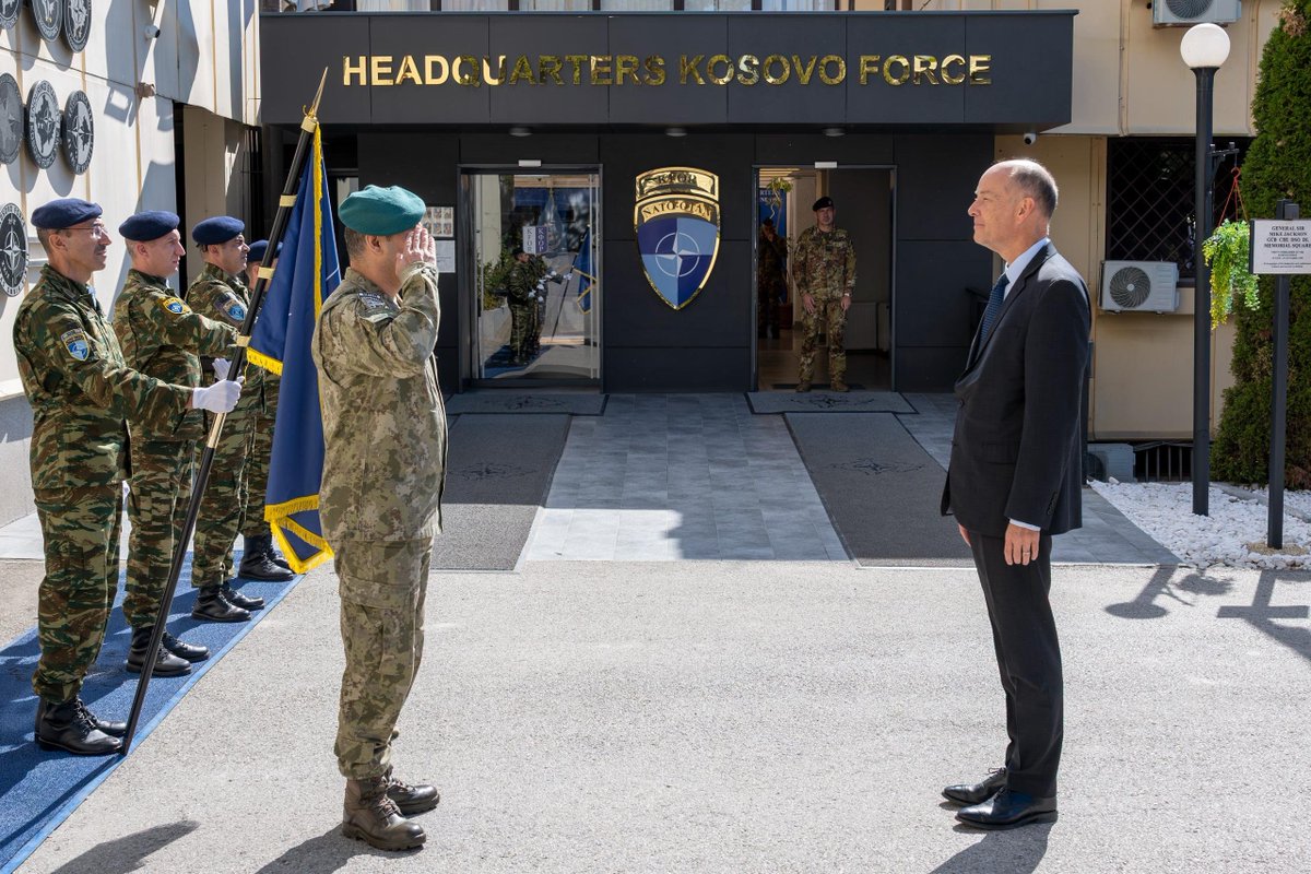 NATO_KFOR tweet picture