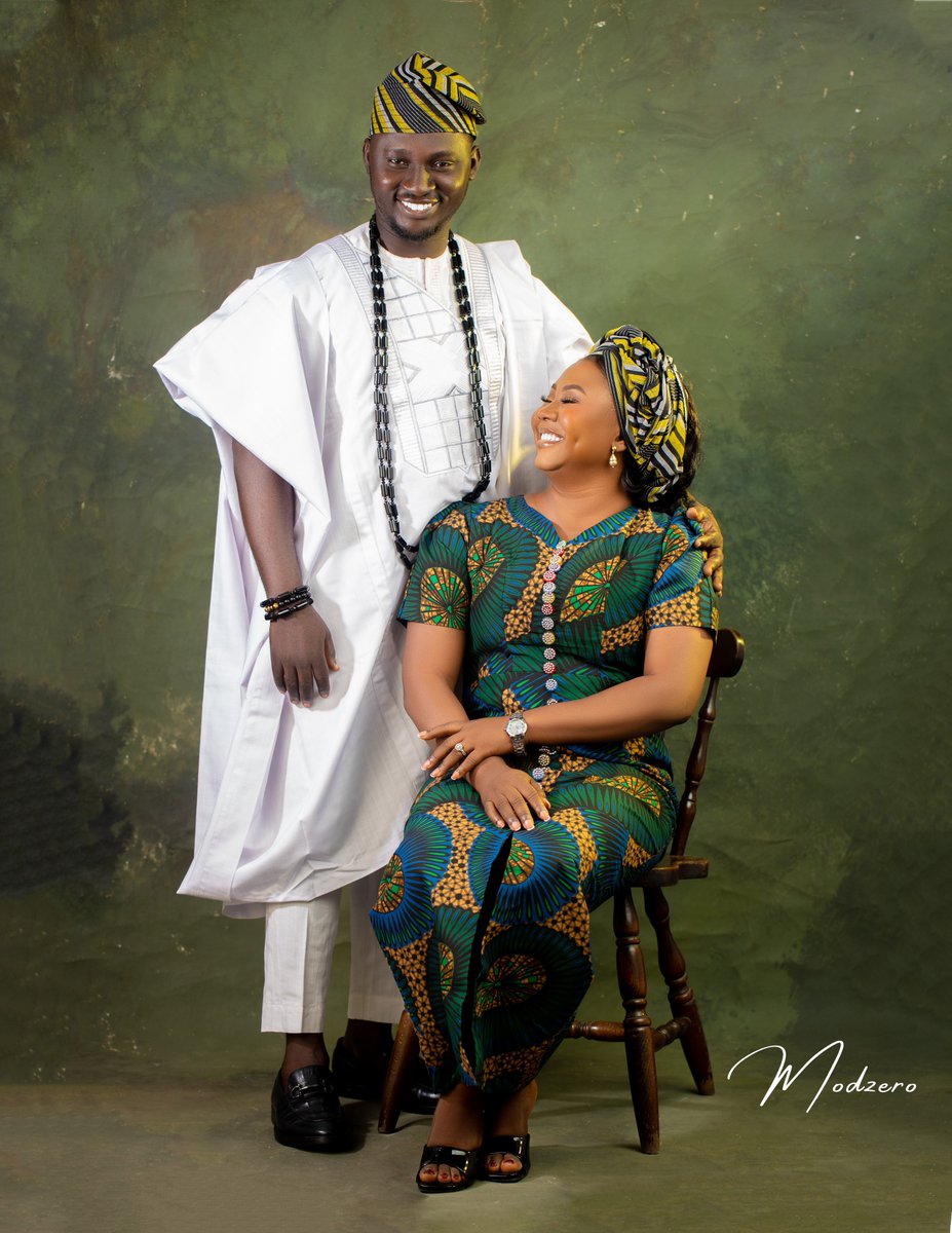 ModzeroMedia's tweet photo. Omo, love dey this studio o πβ€οΈ
The chemistry no be here.
#ModzeroStudio #CoupleShoot #Lagos #StudioShoot #LagosPhotographer https://t.co/4dSoyqJR0Z