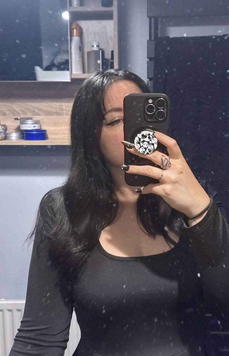 thaliacalina's tweet photo. Tu me trouves à ton goût BG 😍 ? https://t.co/0zf1xDpvlj