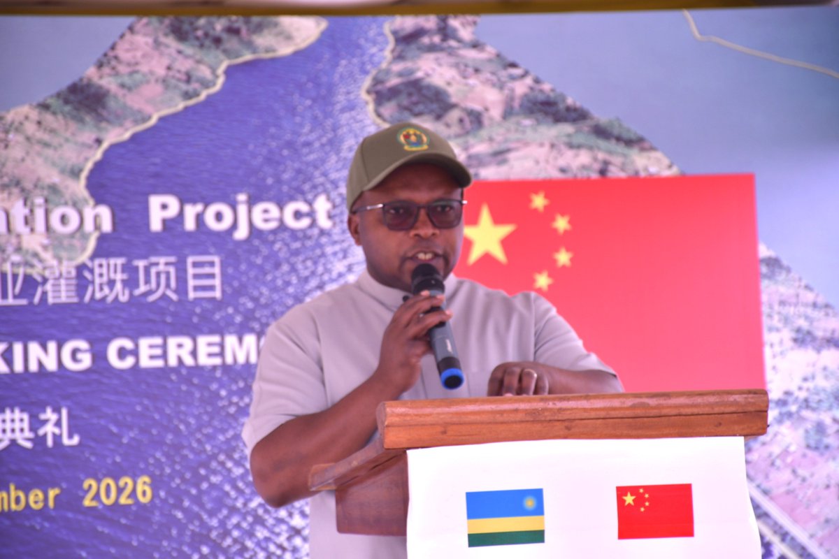 GisagaraDistr's tweet photo. In Ndora Sector, Gisagara District, the Giseke Irrigation Project was officially launched by the Minister @RwandaAgri Dr. @T_Ndabamenye together with the Chinese Ambassador to Rwanda, H.E. Gao Wenqi, the Governor of @RwandaSouth @AKayitesiAlice and Gisagara District officials. https://t.co/6V5zTOh5PJ
