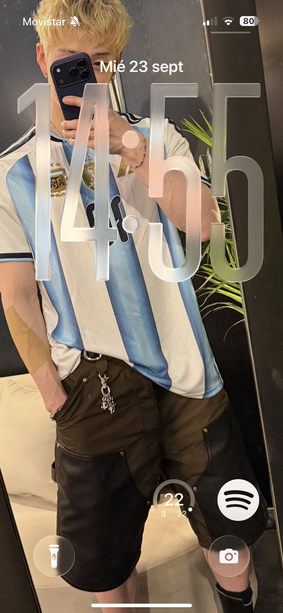 ot8vibes's tweet photo. @armylureal A mi marido envuelto en patria 🇦🇷✨ https://t.co/nkTJN8h6nP