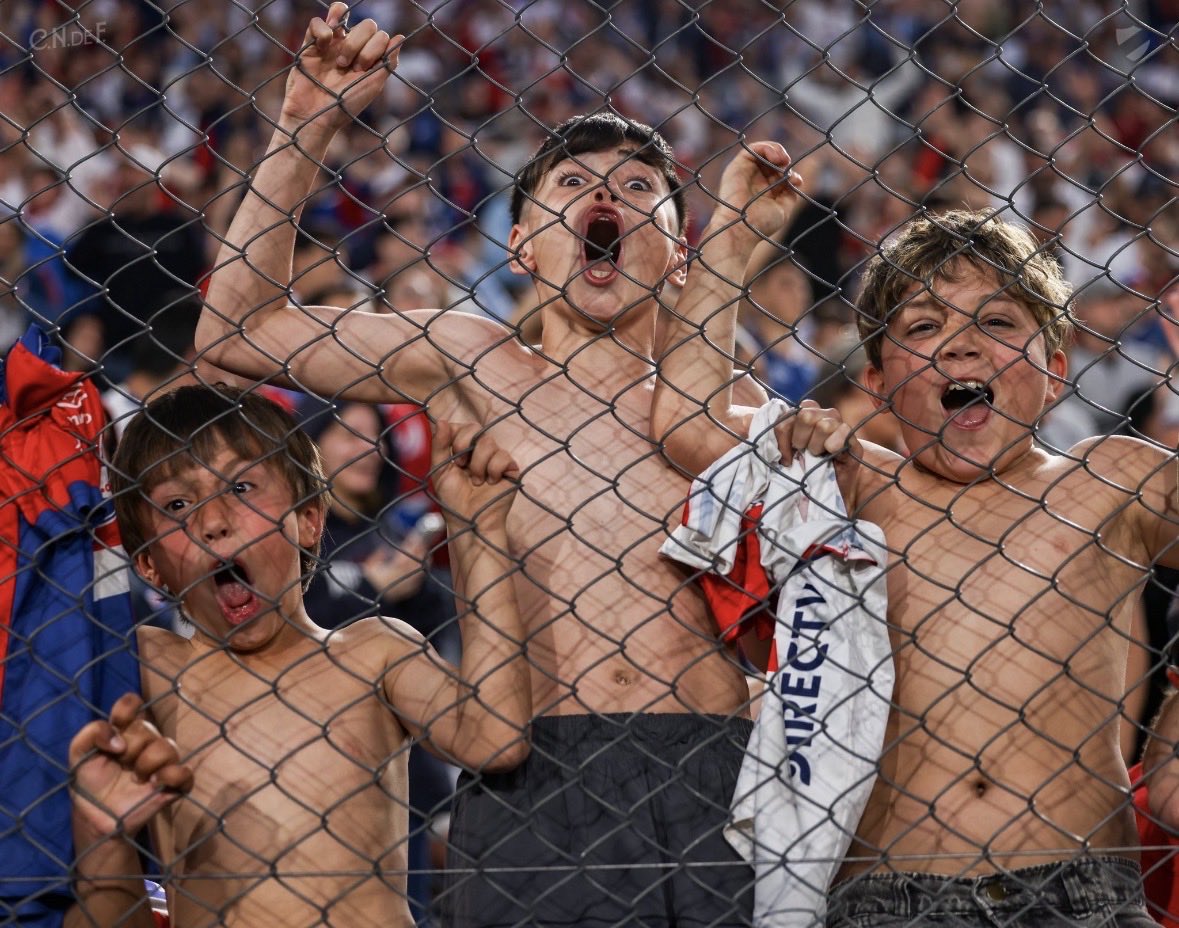 psicosiCeleste's tweet photo. “Hay niños”

Literalmente los niños en ese mismo momento: https://t.co/6XVcLXENm5