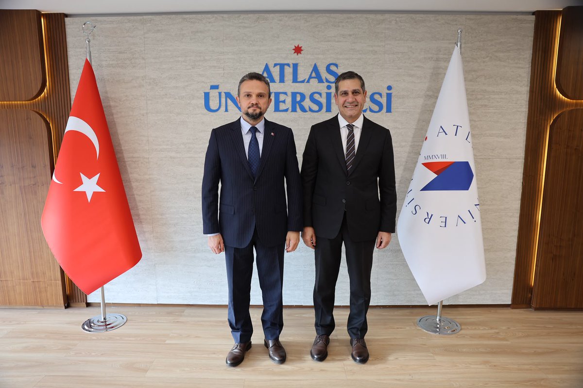 ulusalajans's tweet photo. Sayın Başkanımız İlker Astarcı, Atlas Üniversitesi Mütevelli Heyeti Başkanı Sayın Dr. Yusuf Elgörmüş’ü ziyaret etti. Erasmus+ ve Avrupa Dayanışma Programı kapsamında geliştirilebilecek iş birliği olanaklarının ele alındığı görüşmede gösterdikleri misafirperverlikleri için kendilerine teşekkür ederiz.
@atlasunv