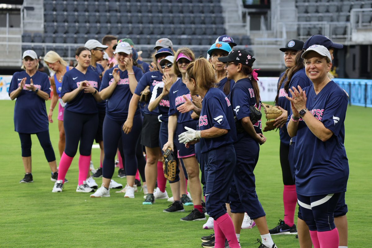 DWStweets's tweet photo. Watch Team Congress #BeatThePress at the @cwsoftballgame tonight! 🥎

Get your ticket now to support @yscbuzz and support their work to prevent breast cancer in young women: https://t.co/S3hXCN3mEA https://t.co/ODYyMbpcRE