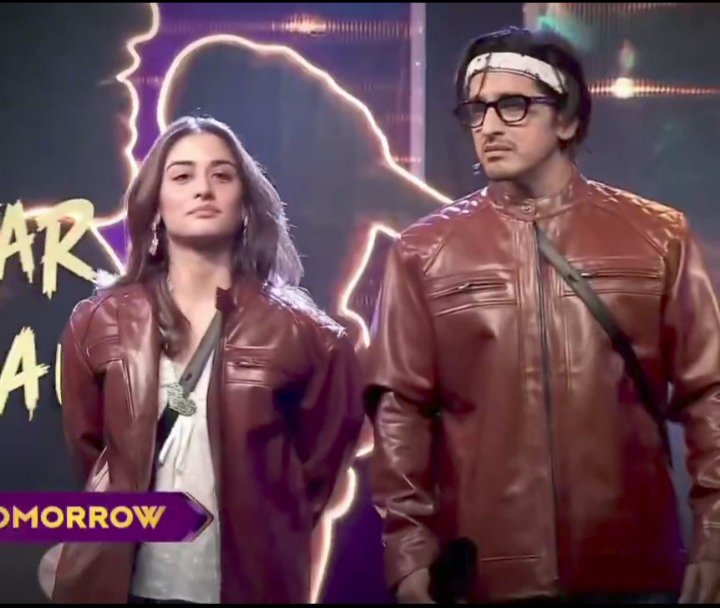 AllIsHopeLove14's tweet photo. Take a bow to QAZI &amp; UDTI, pure maturity under pressure. While the rude contestant crossed ALL limits, Qazi switched to his deadly mode.

@HotstarReality It's done bro🙏🏻 Demeaning a woman is not culture 

#QaziTouqeer #BB20 #SalmanKhan
#BigBoss20 https://t.co/CSRJDNuHu3