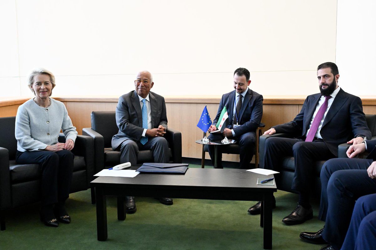 vonderleyen's tweet photo. A good meeting with President @AH_AlSharaa in the margins of #UNGA. 

The EU remains a reliable partner for a peaceful, stable and inclusive transition in Syria, free from harmful foreign interference. 

We are actively working for Syria’s reconstruction, recovery and the safe and voluntary returns of refugees. 

As next steps, we aim to mobilise more investment and upgrade our partnership.