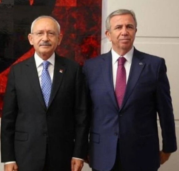 Meslmx's tweet photo. Mansur Yavaş istifa etmiş. Bence CHP Genel Başkanı Kılıçdaroğlu, yavaş istifa etmeden önce, görevden almalıydı. Genel Başkana ve  lidere yakışan budur. Mansur Yavaş Kılıçdaroğlu'na asla bağlı  kalmadı, hep çıkarını düşündü.  Partinin ve genel başkanın üzerinde bir güç olamaz. https://t.co/ggEmQc9UxH