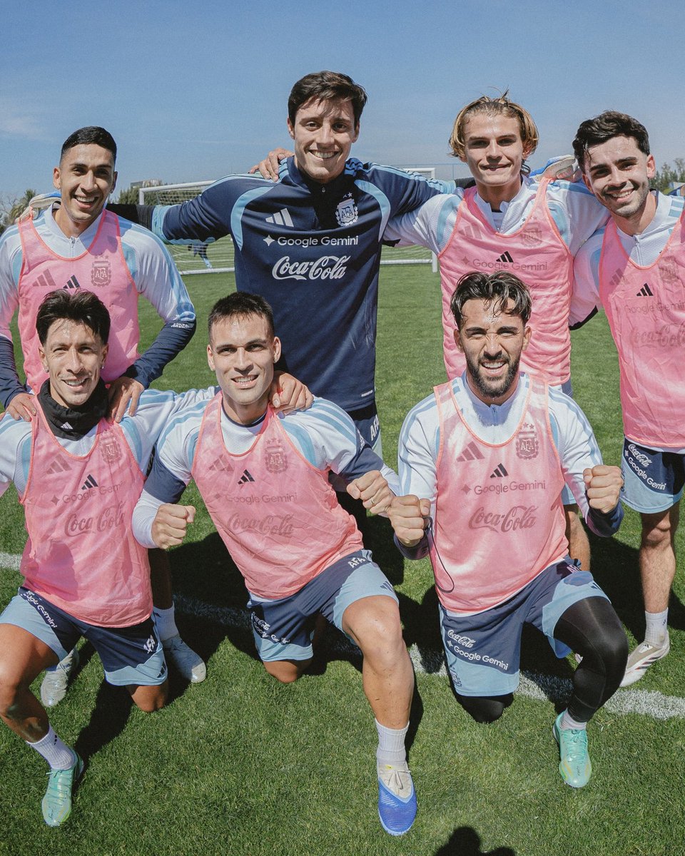 sudanalytics_'s tweet photo. El equipo ganador en el entrenamiento. 💪🏼🇦🇷 https://t.co/XddA8nSQOC