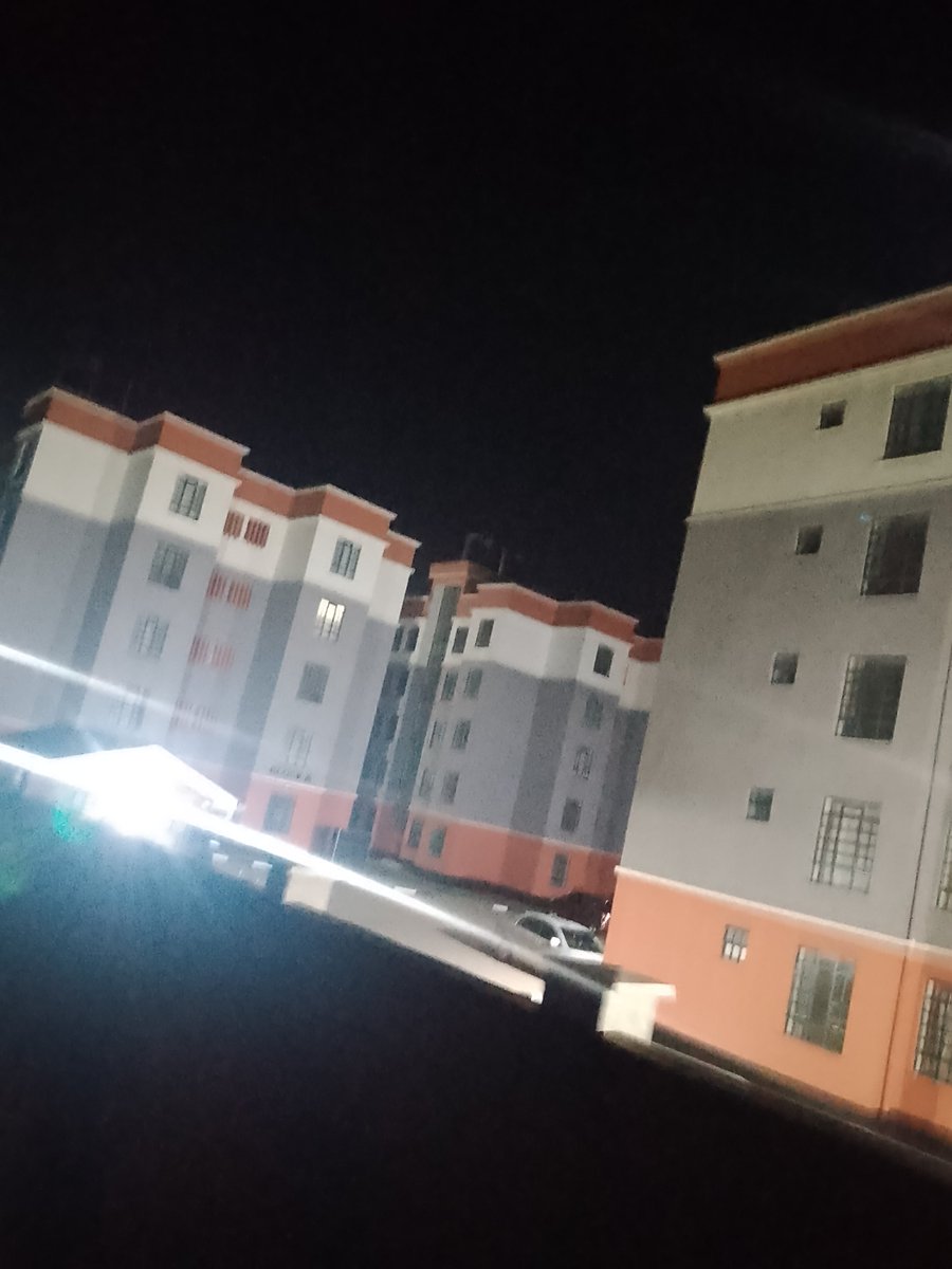 EmejeMoses's tweet photo. Heheeee 🤣🤣🤣🤣🤣 EMPTIE HOUSE'S. WATU WAMECHOKA https://t.co/oas3dhUiXf