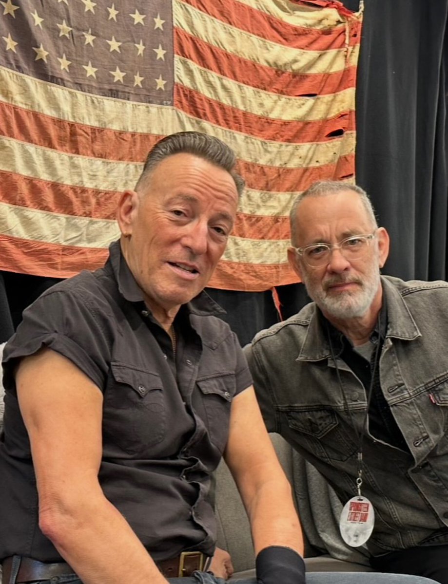 RitaWilson's tweet photo. HAPPY Birthday to the one and only BRUCE who needs no last name! He’s the boss of balladeers, the lover of life, the man of tan, an amazing American and the person who told me I could start songwriting when I did because “creativity is time independent.” We love you Bruce!! https://t.co/j3TAfyxjqA