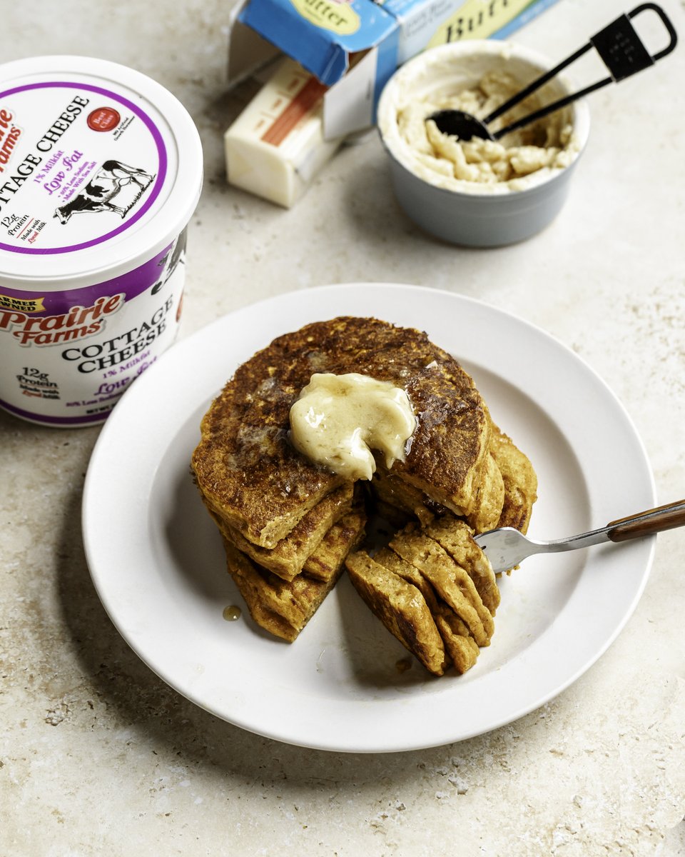 PFDairy's tweet photo. Pumpkin pancakes + maple butter. That’s the kind of fall morning we’re talking about! 😮‍💨🥞 These Pumpkin Cottage Cheese Pancakes are soft, fluffy, and full of warm spice, with Prairie Farms Cottage Cheese blended right into the batter.

Full recipe 🔗 https://t.co/RE9IT6s0w8 https://t.co/V7Ga2x3TqI