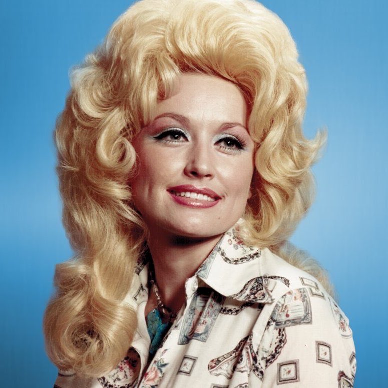chartdata's tweet photo. Kacey Musgraves to perform Dolly Parton tribute at this year’s #VMAs. https://t.co/M2n6Irz1QI