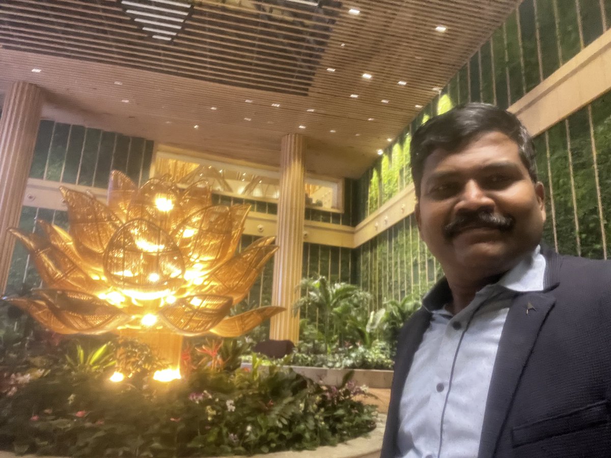 Lubdubbz's tweet photo. Terminal 2 @GuwahatiAirport https://t.co/uqnBMhfADU