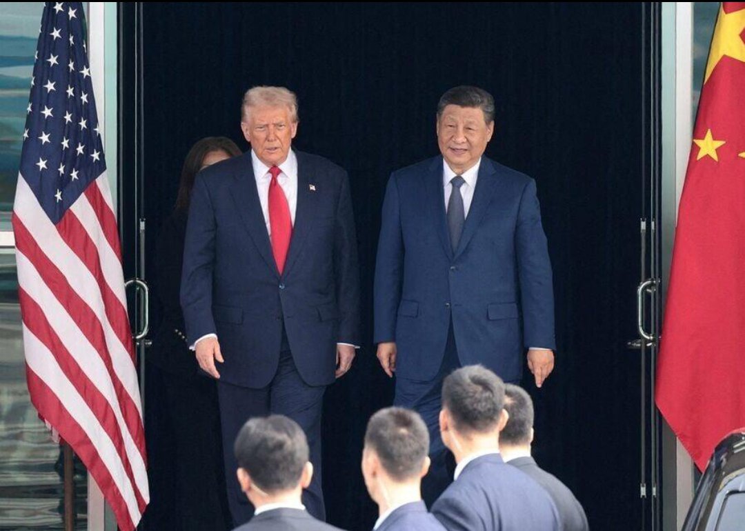 paul0mendess's tweet photo. 🇺🇸🇨🇳 President Donald Trump is set to welcome Chinese President Xi Jinping in Washington for a three-day visit, with trade, technology and tensions surrounding Iran among the key issues.

🌍 The meeting could have wider implications for the global economy. #Trump #XiJinping https://t.co/sccQiuZmhY