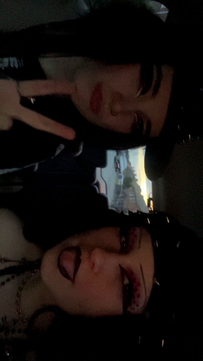 gothmommypaws's tweet photo. Doing video responses/drains tonight, dm me if you want to be drained by us😋🕸️💕

#realtimemeets #findom #cashmeets #findomme #footworship #birmingham #realtimemeetsbirmingham https://t.co/Pc4pahtdKm