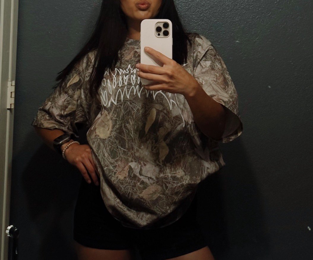Farmingtonbad's tweet photo. Navajo baddie Farmington #farmington #NM #native #Navajo https://t.co/I3kc6y3jjr