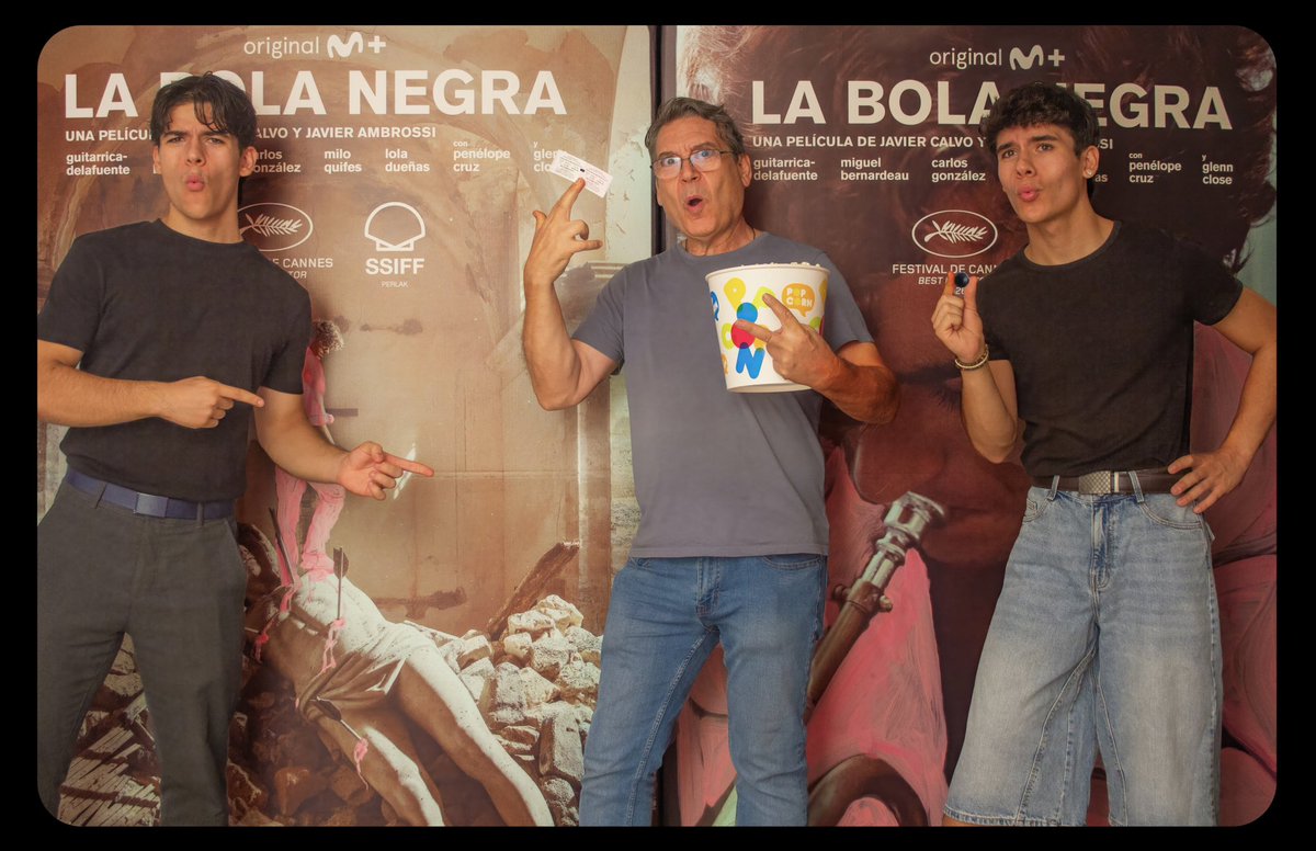 CinesRedux's tweet photo. ¡Nos damos un Break Sementero!…

Disfruta de las fiestas y volvemos a partir del 2 de octubre. Más fuertes. Más preparados. Más cine que nunca. 🤩

Con #LaBolaNegra. LA PELÍCULA DEL AÑO.

…lo que viene no es una película cualquiera. https://t.co/7pUjRegt2e