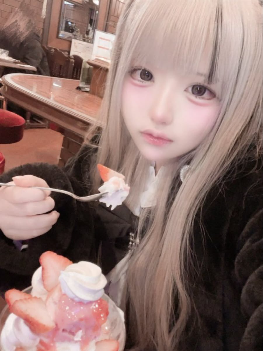 __uqcx's tweet photo. 昔の地雷の頃がいちばんかわいい> ·̫ < https://t.co/CzI1DMmTHM