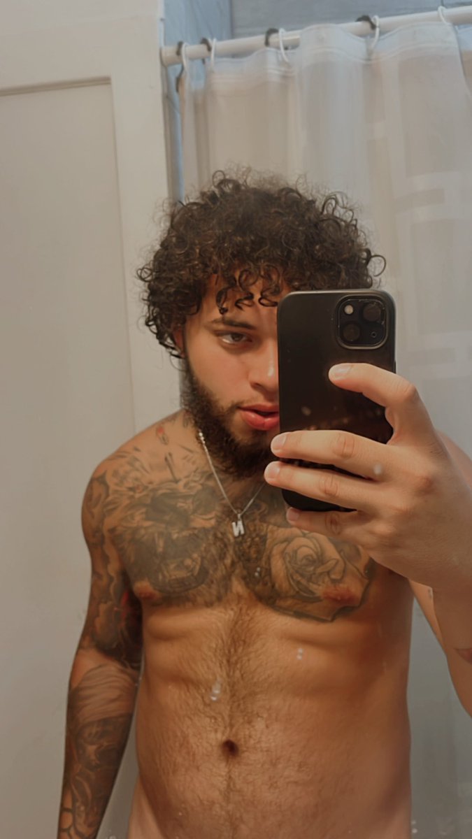 saucednate_'s tweet photo. 😏 https://t.co/ba2GVtjnRC