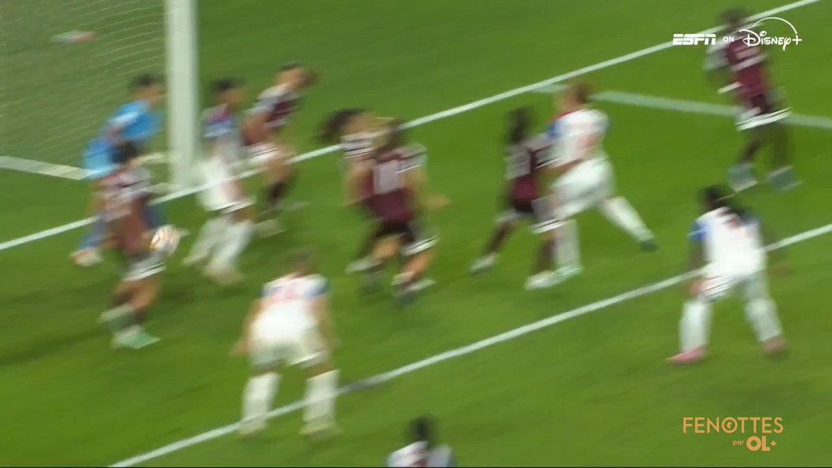 fenottes's tweet photo. Servette 0-7 OLL
Corner de Bacha, dévié par Tarciane puis deux joueuses du Servette avant de finir au fond des filets
(68ᵉ mn)
#SFCOLL https://t.co/KC6x0sFjgD