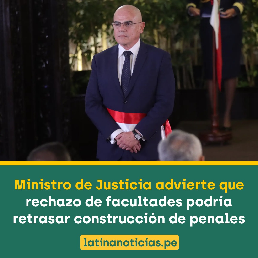 Latina_Noticias's tweet photo. 🔴 Un eventual rechazo al pedido de facultades legislativas podría retrasar los planes del Gobierno para ordenar el sistema penitenciario y construir nuevos penales, según el ministro de Justicia, Ernesto Álvarez. Advirtió que medidas podrían tardar hasta tres años en ejecutarse.

📌 Más información: https://t.co/DOrxFj56WQ