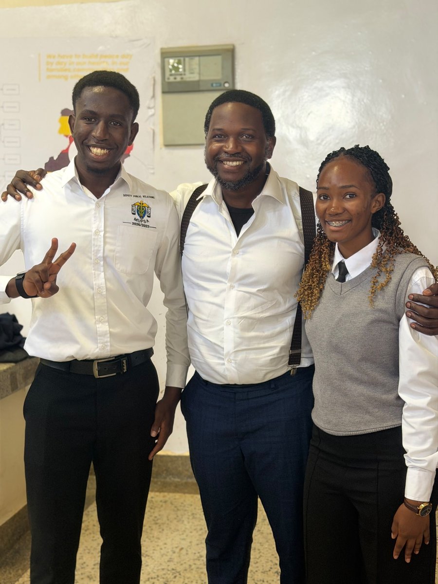 Mupsamak's tweet photo. The Pharmacy Week is indeed that dose of happy smiles that we all need. Join us tomorrow as we heat it up with a Pharmacy Quiz🥳
#MUPSA https://t.co/Vj1fzU6RbL
