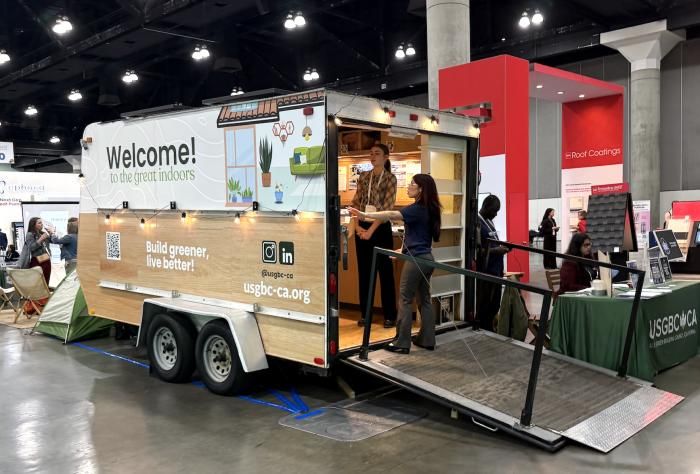NYGreenBuilding's tweet photo. An Introduction to BuildSMART, USGBCCA's Mobile #GreenBuilding Resource Center https://t.co/3Kx3QsqMfn #BuildSMART #buildingmaterials #materials #building #buildings #construction #architecture #design #health #energy #energyefficiency #carbon #sustainability #equity #communities https://t.co/Ss9p8CGwQO