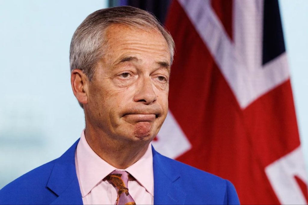 Rising_america2's tweet photo. Britons 🇬🇧
After the scandals/investigations surrounding Reform UK, do YOU still support Nigel Farage? https://t.co/xDQlcMmtRS