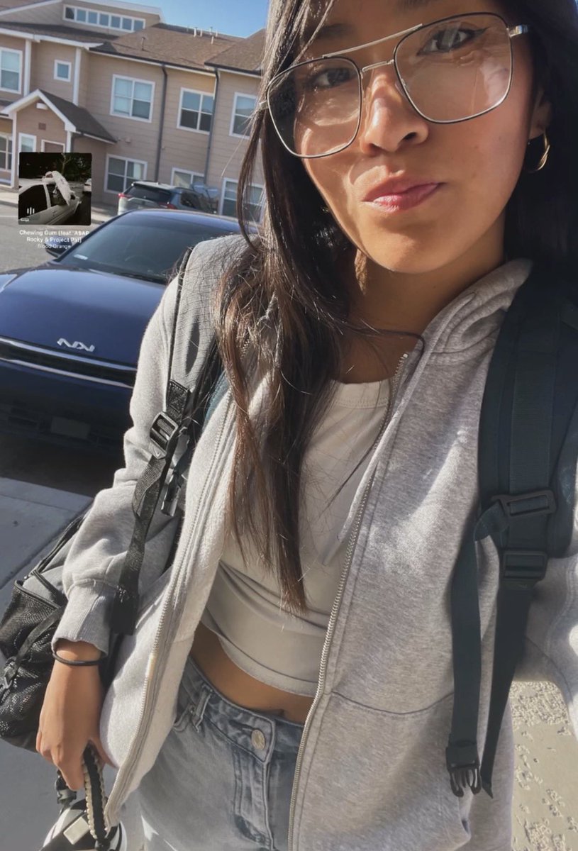 Farmingtonbad's tweet photo. Navajo Baddie #NM #Navajo #farmington #Native #baddie https://t.co/cqzMAKFnlq