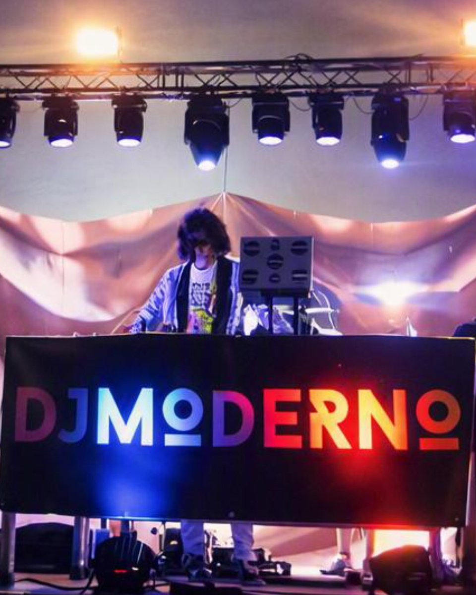 Boina_Fest's tweet photo. Nos supo a muy poco la sesión de @DjModerno esperamos tener la suerte de poder a volver contar con él alguna vez, vaya cierre de boina loco que tuvimos! 🙌💪

Gracias Germán! 🥰

#BoinaFest2026 #Arenillas #Soria #MusicaContraLaDespoblacion #EspañaVaciada https://t.co/Tyn9nkKawv