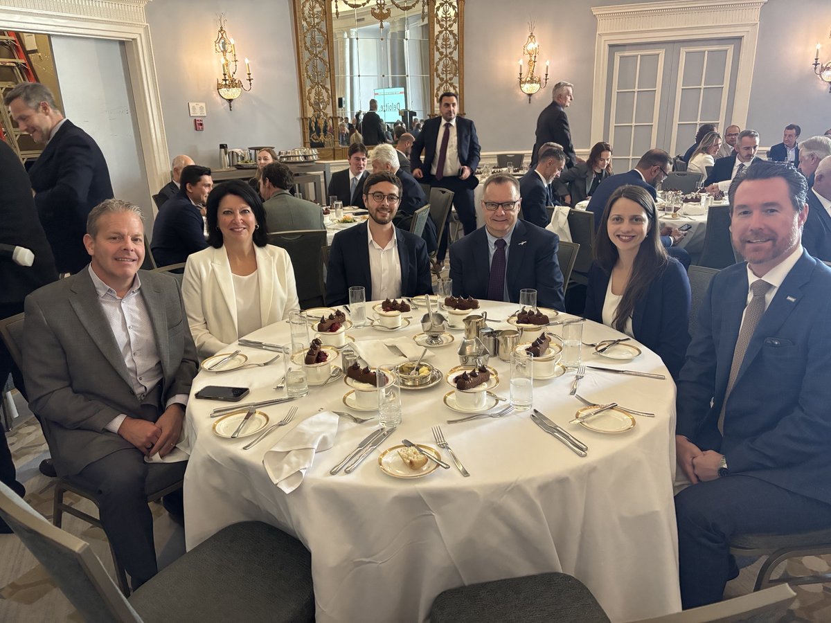 GPAinsights's tweet photo. Our team in Ottawa was glad to host a table at the @cdnclubottawa Luncheon with National Defence Minister @DavidMcGuinty  yesterday afternoon. The Minister highlighted in his remarks that the defence industrial strategy and economic development are closely connected, and we're proud to work with great clients that are leading work in these areas.