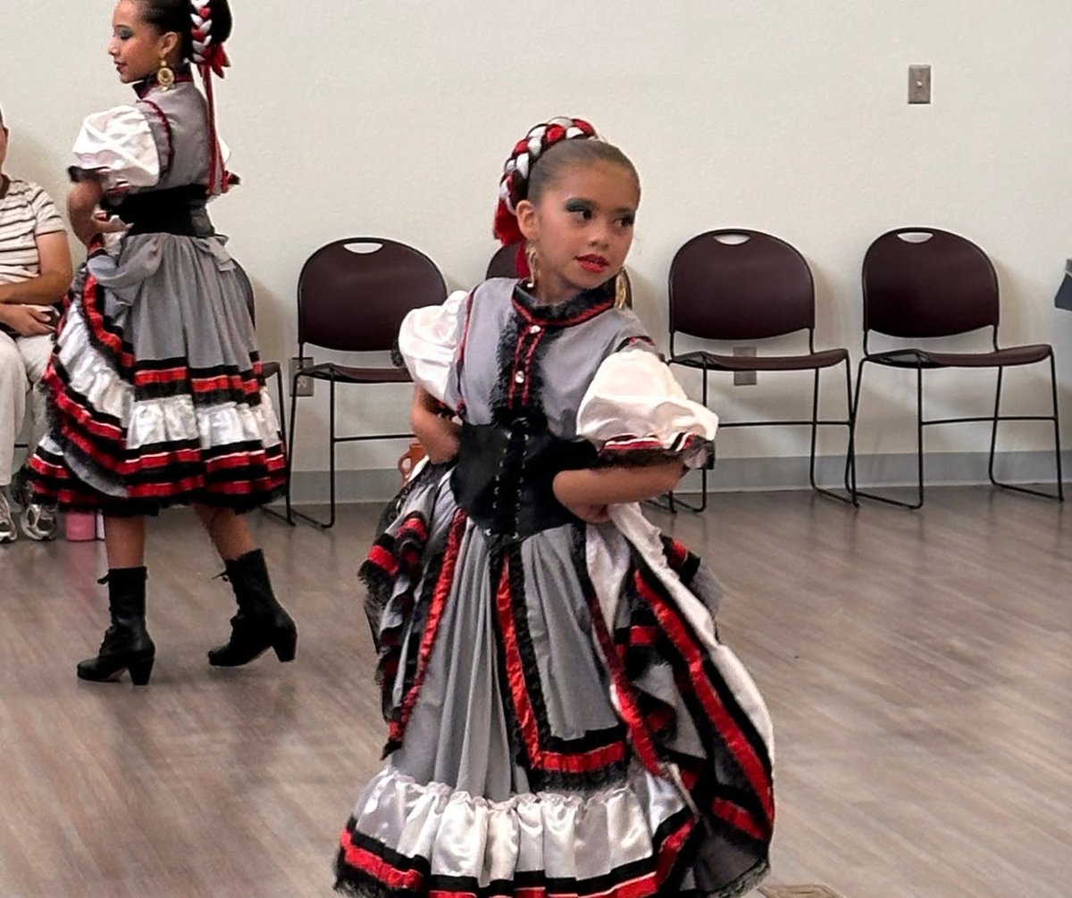 SSJCPL's tweet photo. In celebration of Hispanic Heritage Month, Maya Angelou Library welcomed Baile Folklórico Raíces Mexicanas for a beautiful performance celebrating Mexican culture and traditions!

A big thank you to these wonderful dancers for sharing their talents with us https://t.co/nxG0590bG8