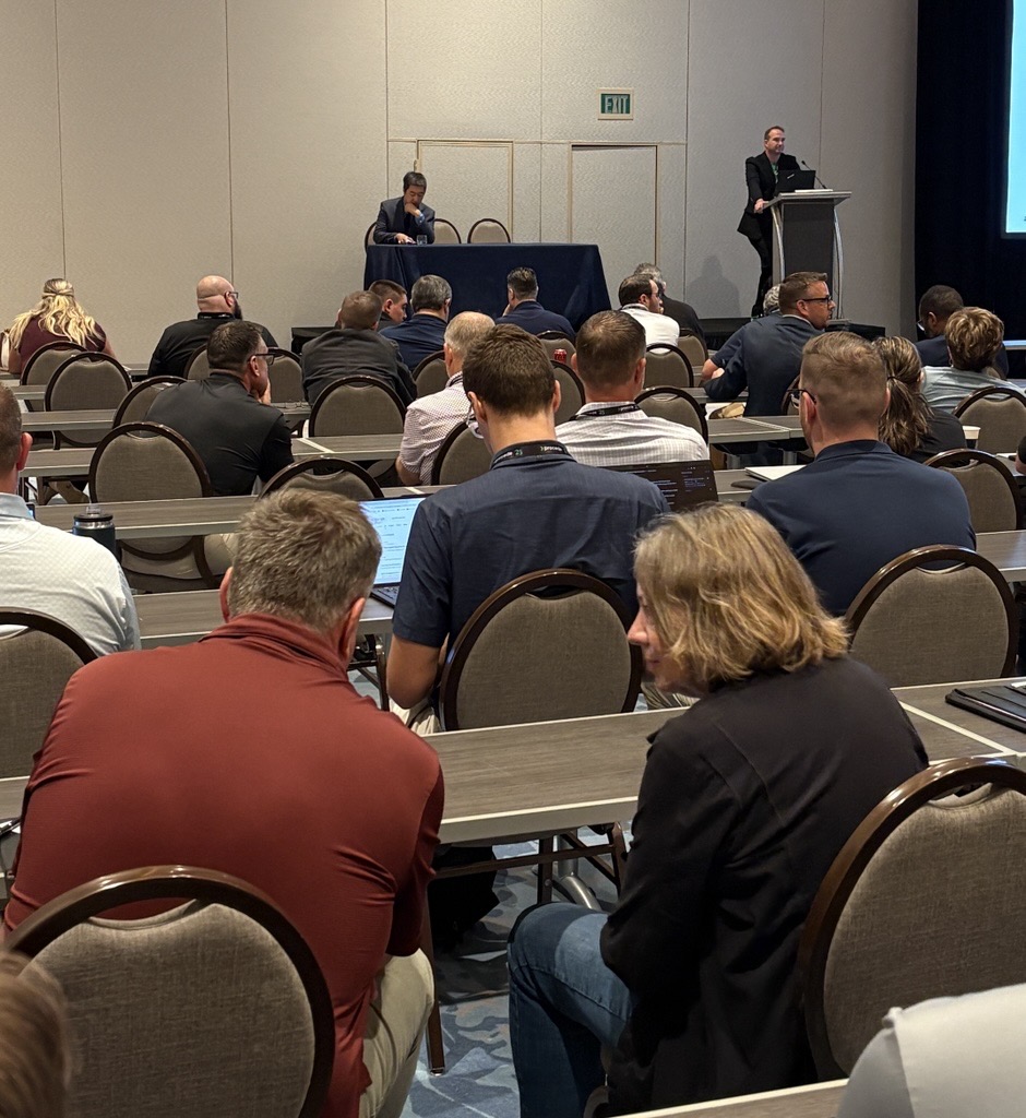 ProcedeSoftware's tweet photo. Let's break out and break through! 💪

Breakout sessions are now underway at #PSC2026. No matter your department or role, there is something here built for you. Keep the momentum going!

#procedesoftware #excededms #PSC2026 https://t.co/Ky9FkxoBjg