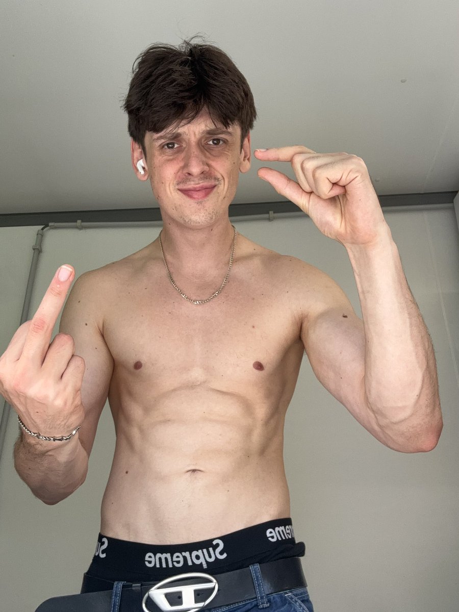 DomDaddyWes tweet picture
