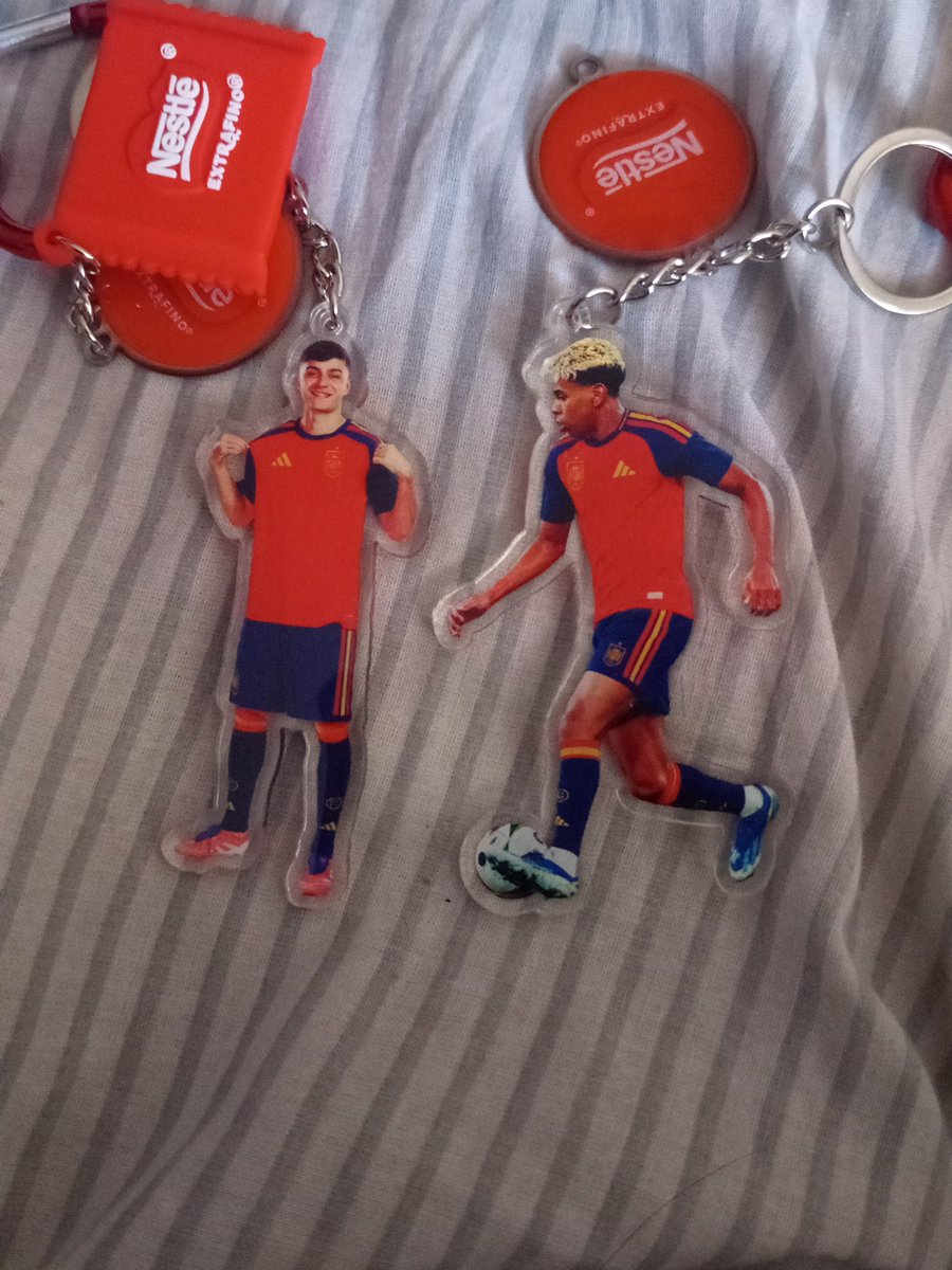 joselu_fcb's tweet photo. Primera vez que tengo suerte comprando algo tan a ciegas https://t.co/CUoGR8Otjv