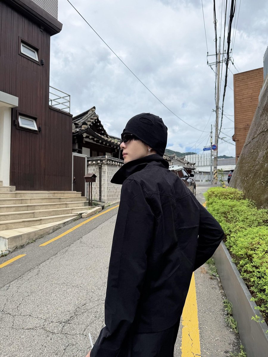 Shurnxi's tweet photo. dropping a new set of daily life photos. https://t.co/Tdmy7MGrS4