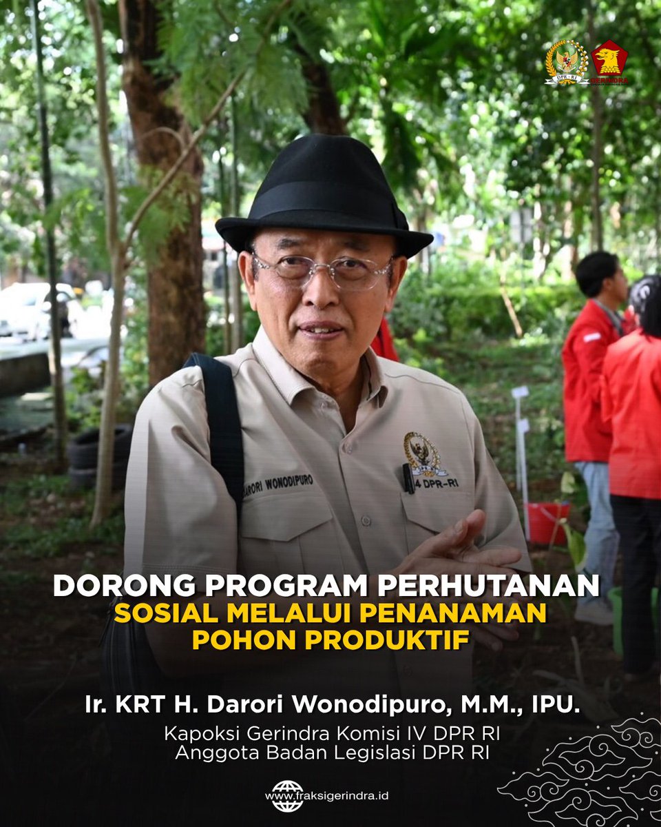 Fraksi_Gerindra's tweet photo. Kapoksi Gerindra Komisi IV DPR RI, Darori Wonodipuro, mendorong penguatan program Perhutanan Sosial melalui penanaman pohon produktif yang memiliki manfaat ekologis sekaligus nilai ekonomi bagi masyarakat, khususnya di Kabupaten Karangasem, Bali. https://t.co/FrtMikORX0