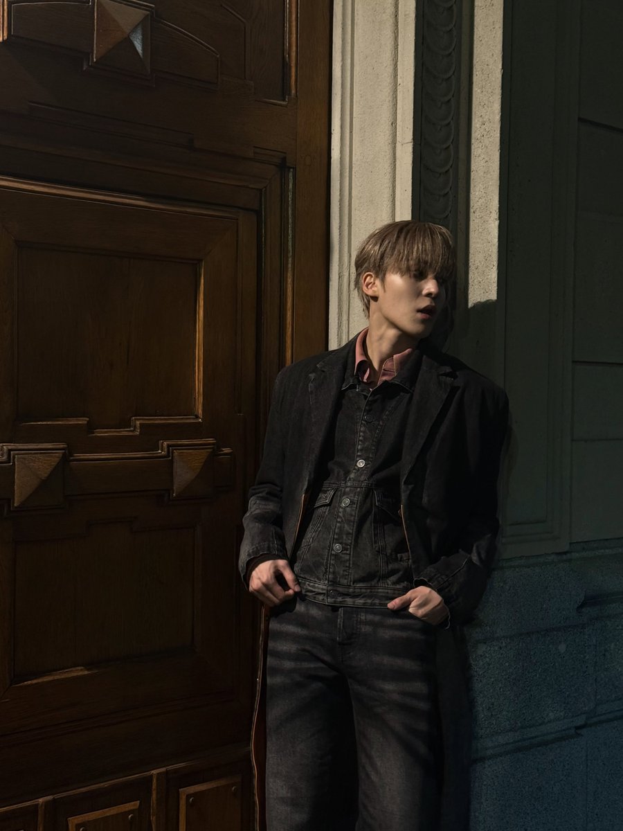 1024updates's tweet photo. [📷] 260923 | YUNHO

#YUNHO #윤호 #DIESELSS27 #DIESEL https://t.co/ru7JuEAJf3