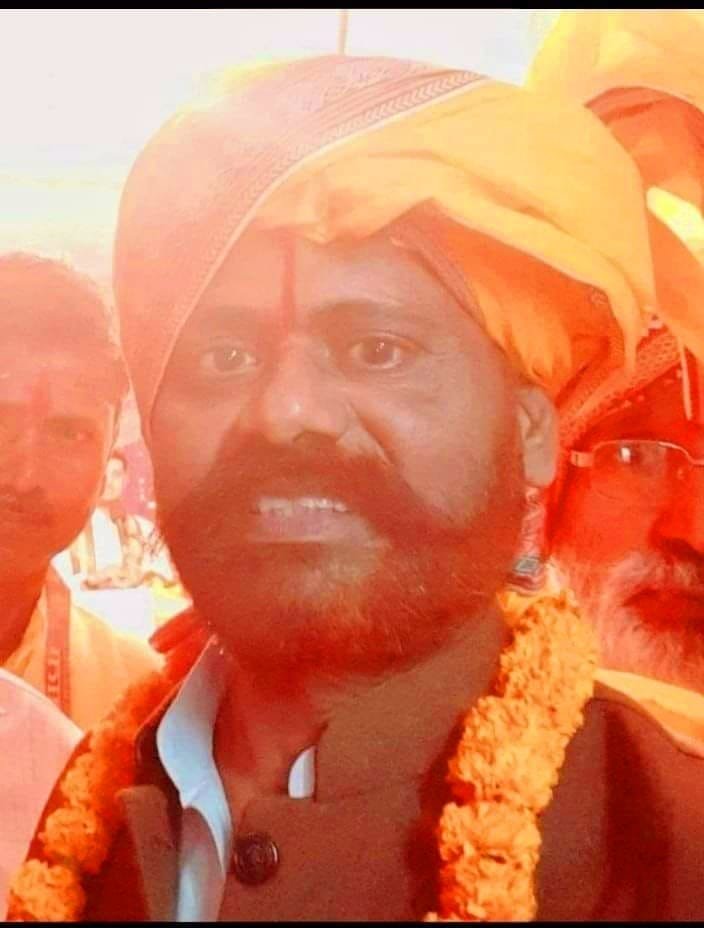 phalhari999's tweet photo. योगी जी कहते है कि, काशी मथुरा पर अखिलेश जी कुछ बोल कर बता देवे। 
योगी जी, हम आप को बता देना चाहते हैं। सपा सरकार बनने दीजिये। 2032 तक बीजेपी के लिये कोई मुद्दा हम लोग छोड़ेंगे ही नही, जिस मुद्दे पर बीजेपी राजनीति करेगी। 
हम लोग किसी जाति धर्म पर न राजनीति करेंगे। न करने देंगे। https://t.co/3SdQlaRVMs