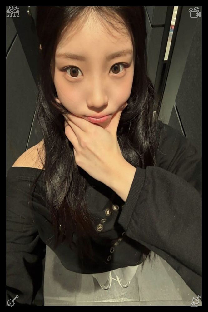 Emmaidibi's tweet photo. 🥅Pumpkin Soup Puree The puree is pumpkin-flavoredI hear the sound of water in the distance, and I quicken my pace a little, eager to see the lake. The sound gets louder as I get closer, and soon I round a corner and see it—a small, clear lake, surrounded by pine trees, its su https://t.co/NIZR6MLgpa