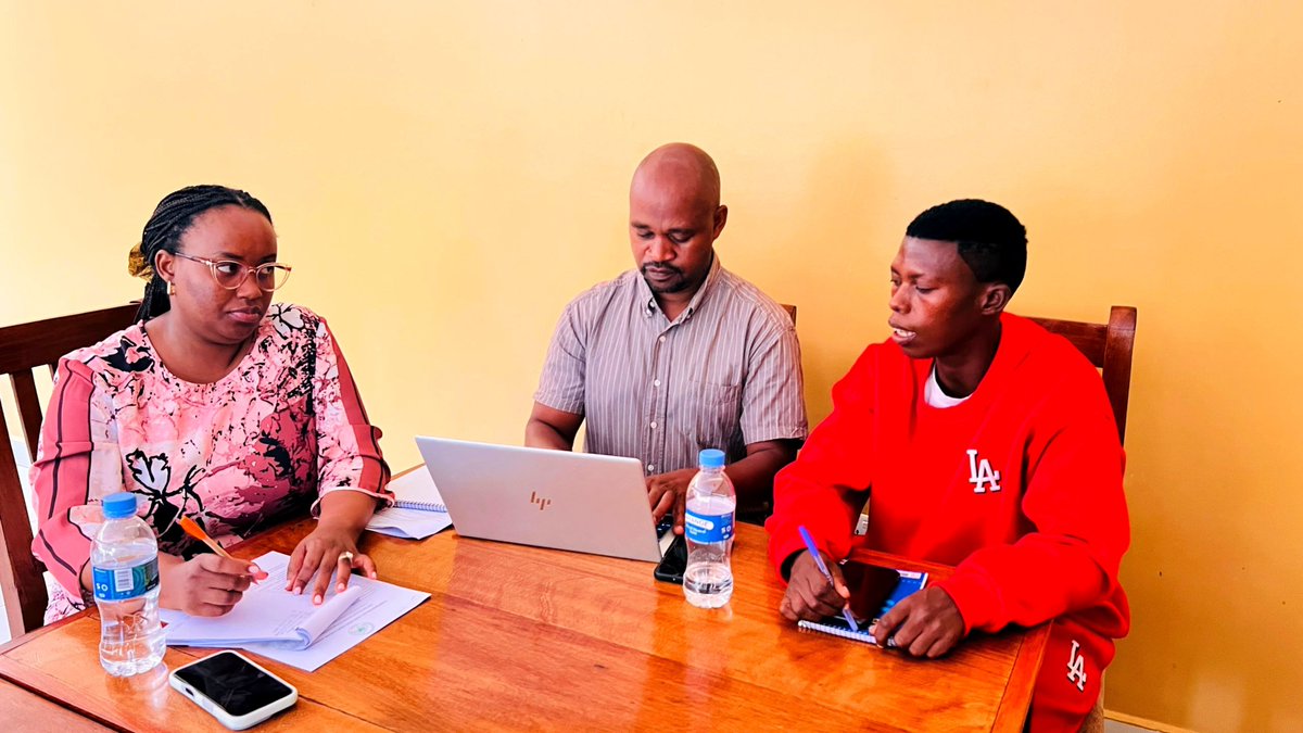 rrpplus's tweet photo. Day 2 of our regional consultations is still underway. we are in @BugeseraDistr , @HuyeDistrict and @MusanzeDistrict .We continue to hear directly from Peer Educators and representatives of people living with HIV about the upcoming transition and integration of HIV services.
Through group discussions and one-on-one conversations, participants are sharing their experiences, concerns and ideas on how to protect the quality and continuity of HIV services during this transition.

Listening, learning and working together for a sustainable transition that keeps people living with HIV at the centre.
This initiative is being conducted in partnership with @RBCRwanda and with support from the @CDCRwanda 

📅 22-23 September 2026

📍 @RwandaSouth - Huye: Peer Educators and PLHIV representatives from the Southern region are participating in the consultation sessions in Huye.

📍 @RwandaNorth  & @CityofKigali (COK) - Musanze: Participants from the Northern region and the City of Kigali are meeting in Musanze to share their views and recommendations on the upcoming transition and integration of HIV services.

📍 @RwandaEast - Bugesera: Participants from the Eastern region are meeting in Bugesera for the consultation and discussion.

📅 24 - 25 September 2026

📍@RwandaWest - Karongi: Peer Educators and PLHIV representatives from the Western region will participate in the consultation sessions in Karongi.
#RRPPlus #RBC #CDC #HIV #PeerEducators #CommunityHealth #Rwanda #PLHIV 

For assistance or concerns, call RRP+ Toll-Free: 1245.

@RwandaHealth 
@RBCRwanda 
@ahfrwanda 
@soscvrwanda 
@sfhRwanda 
@giz_rwanda 
@CDCgov
@CDCRwanda
@mutambukaDeo 
@nsanzimanasabin 
@JNdayizigiye 
@CMuvunyi 
@PaulineOkumu 
@TuyishimeAlbert 
@BrianChirombo 
@andrewmorley0 
@RichardAmenyah 
@AndrewGasoziNtw 
@aflodiskagaba 
@HindHassan_ 
@BarhamSalih 
@RituShroff3 
@uphls 
@InterfaithRda 
@HopeandHomes 
@RwandaYouthArts 
@unicefrw 
@Rwanda_CCM 
@GlobalFund 
@WHORwanda 
@HDIRwanda 
@UNAIDSRwanda 
@ICAP_ColumbiaU 
@WVRwanda 
@UNAIDS
@UNFPARwanda