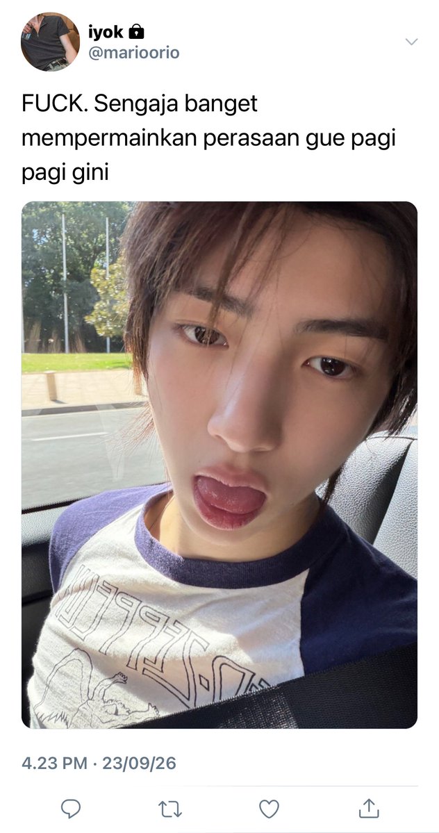 ryverrdaishes's tweet photo. #marhoon few tweets au; Gay denial (17).

Bahkan setelah ciuman pun rasanya percuma, Mario masih tetap denial kalau dirinya bukan gay... https://t.co/ylaVWHquRW
