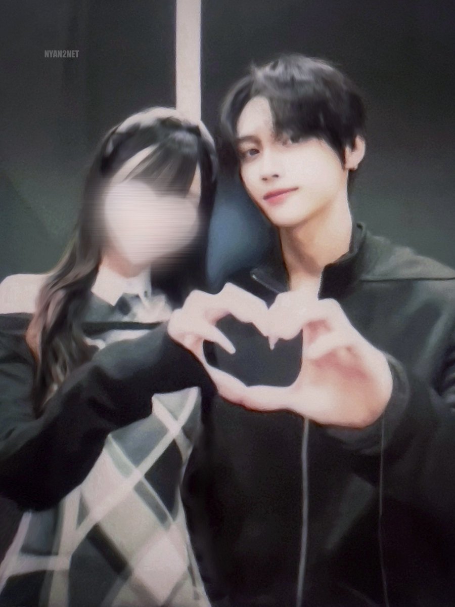 NYAN2NET's tweet photo. 260923 RIIZE ツーショ 撮影会 🖤🤍

｡ﾟﾟ･｡･ﾟﾟ｡
ﾟ。    君が見るその夢を僕にも見せて
 　ﾟ･｡･   

#WONBIN #원빈 #ウォンビン https://t.co/gkWwuVjGgb