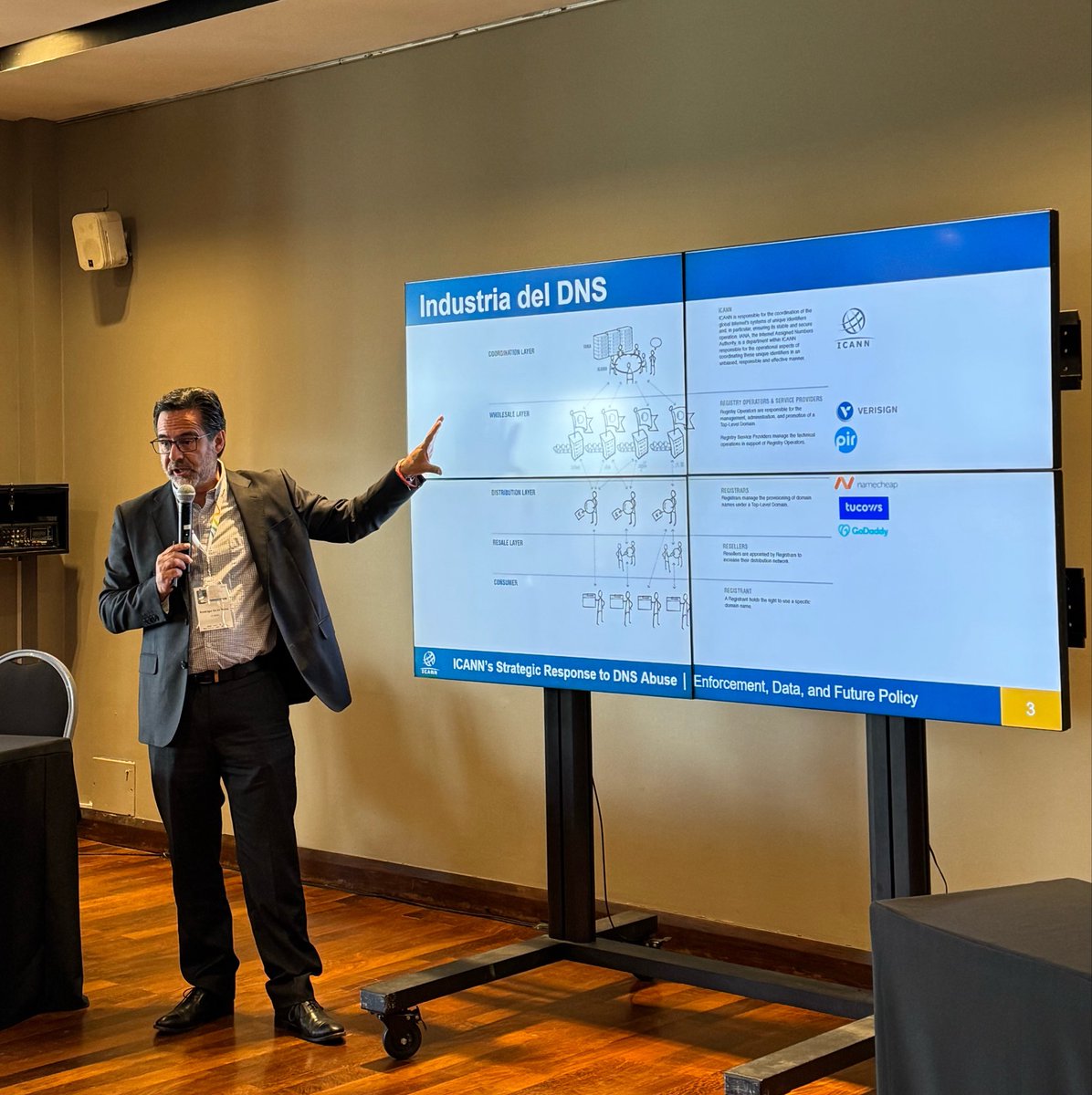 LACTLD's tweet photo. More highlights from the 9th edition of the Workshop for an Open, Secure and Trustworthy Internet, held in Montevideo 🇺🇾🌐🔐 https://t.co/vggkGidKVC