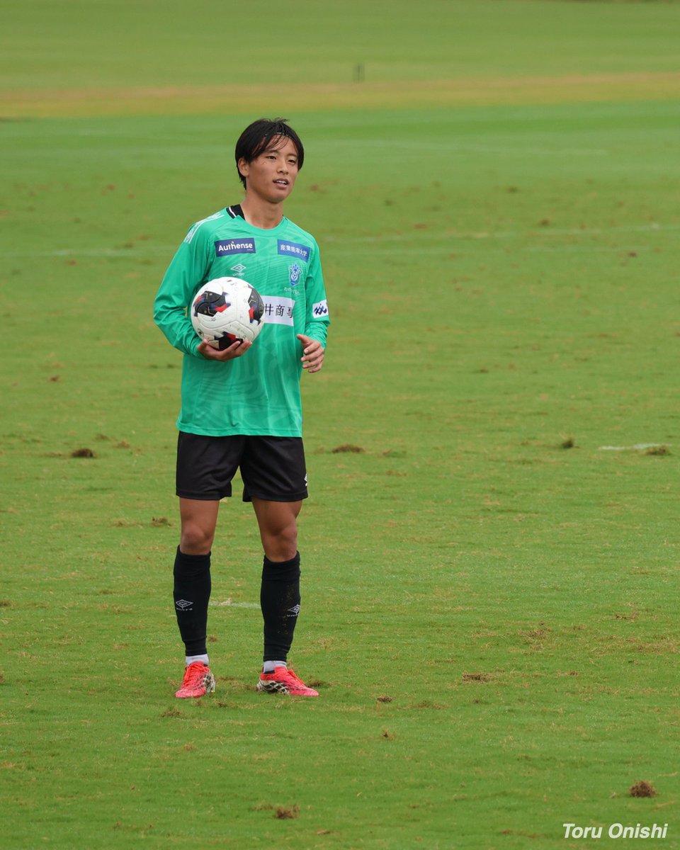 shonanbook's tweet photo. 🇯🇵代表で躍動する先輩たちに続け！
#湘南ベルマーレ で爪を研ぐ、若き才能たち。
📷️1枚目：山口豪太 
📷️2枚目：松村秀明
📷️3枚目：中村龍
本日撮影 #bellmare https://t.co/AuXCa1AEiN
