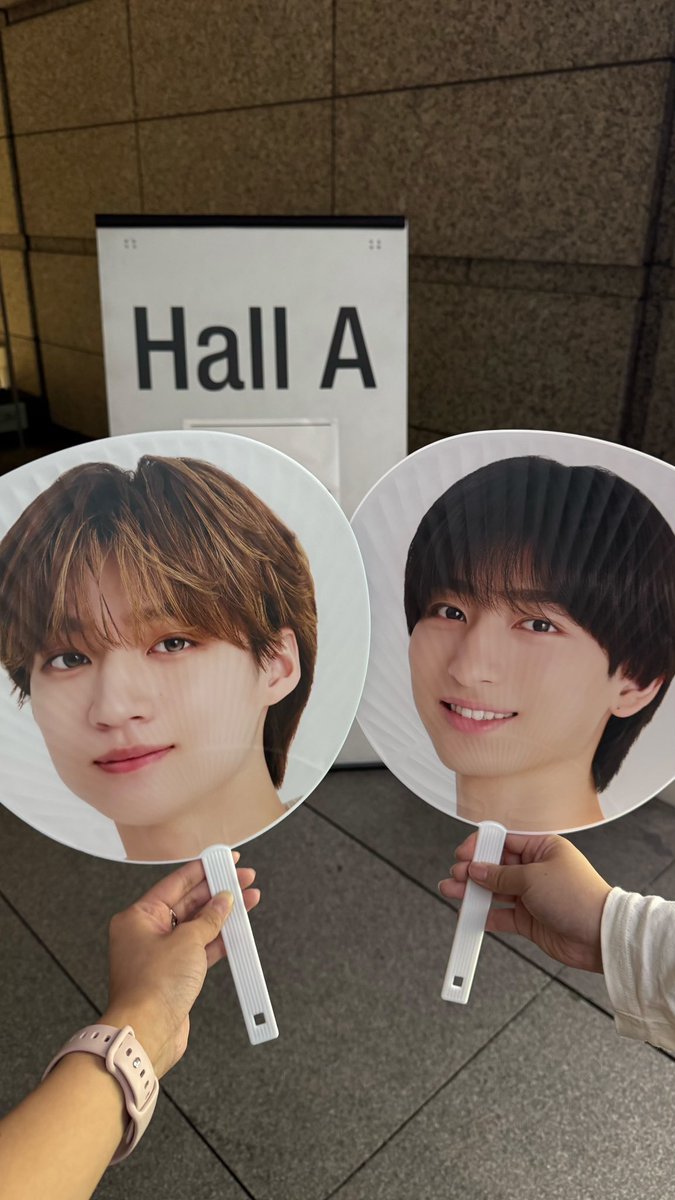 tomuyamukunchan's tweet photo. お友達に誘われて初めてアイドルのライブ行ってきた！めっちゃ元気もらえた（ ;  ; ）めっちゃ素敵なアイドルだった、！
また行く！！

#FRESHest #ICEx #筒井俊旭
#ありがとっしー https://t.co/O4KUzFIeOg