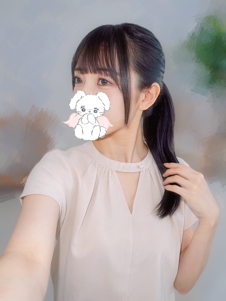 moeka_moechan's tweet photo. 連休明けのお仕事ってほんとツライですよね😭
みんなの「おはよう」で元気ください🥺💓 https://t.co/sqtgTTvPBK