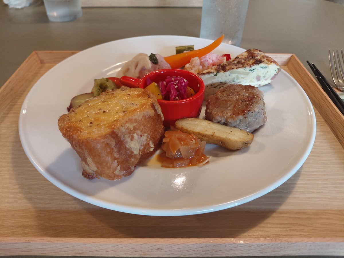 Raimu_official0's tweet photo. #はらぺこすずはら

よくこのタグ見るけど初投稿

いつも、皆さんの美味しそうなご飯見れて幸せ🍀

おやすみなさい🌙✨ https://t.co/E99w2OuoJl