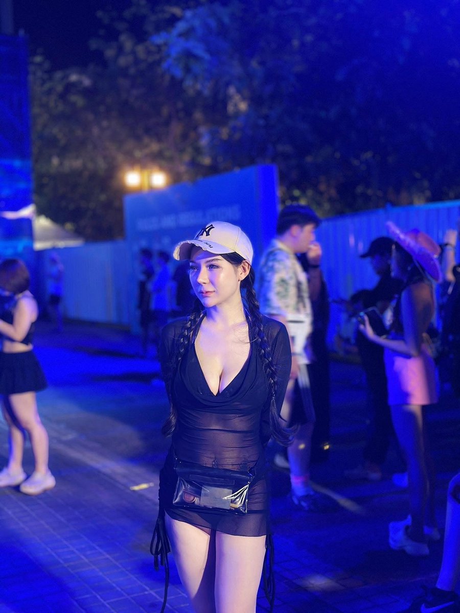 pwuffier's tweet photo. #ไซด์ไลน์นครพนม ไอดีไลน์ irin339 💙💙 https://t.co/4EKDrAo1Zp