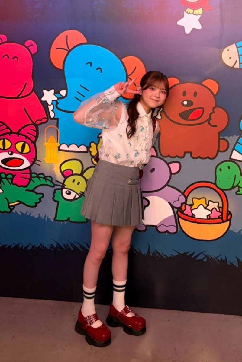 hpsukichan's tweet photo. 上下ともかわむー'sお下がりのコーデだね💜🤍

わかにゃとかわむーが二人でたべっ子どうぶつ MIRAI LAB.に行けたのが知れて、ブログ読みながらお茶碗3杯分いけちゃうぐらい嬉しい🥹🥹❣️❣️❣️
  #松本わかな #川村文乃  #アンジュルム https://t.co/R50lpOhjPA